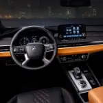 Cabine e bancos do Mitsubishi Outlander PHEV