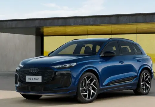 Vista dianteira em três quartos do Audi Q6 e-tron S line 2026