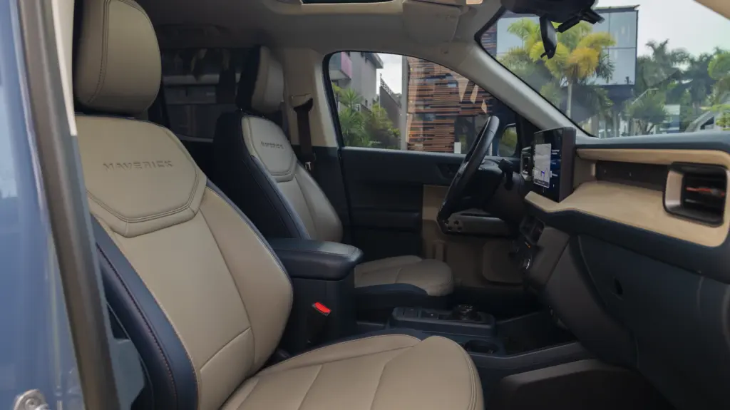 Bancos traseiros da Ford Maverick Hybrid