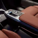 Console e bancos dianteiros do BMW iX1