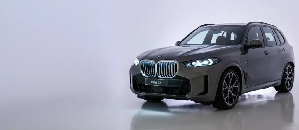 Vista frontal do BMW X5