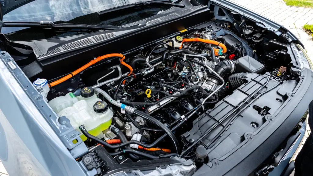Conjunto híbrido 2.5 Atkinson da Ford Maverick Hybrid