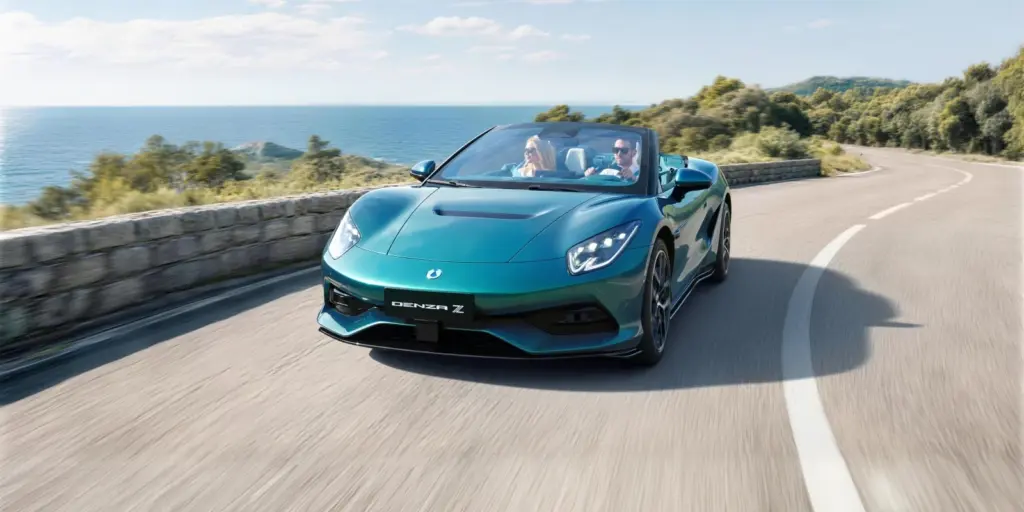 Denza Z Spider azul em imagem oficial