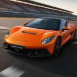 Denza Z Racing laranja em imagem oficial