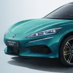 Denza Z9GT visto de trás
