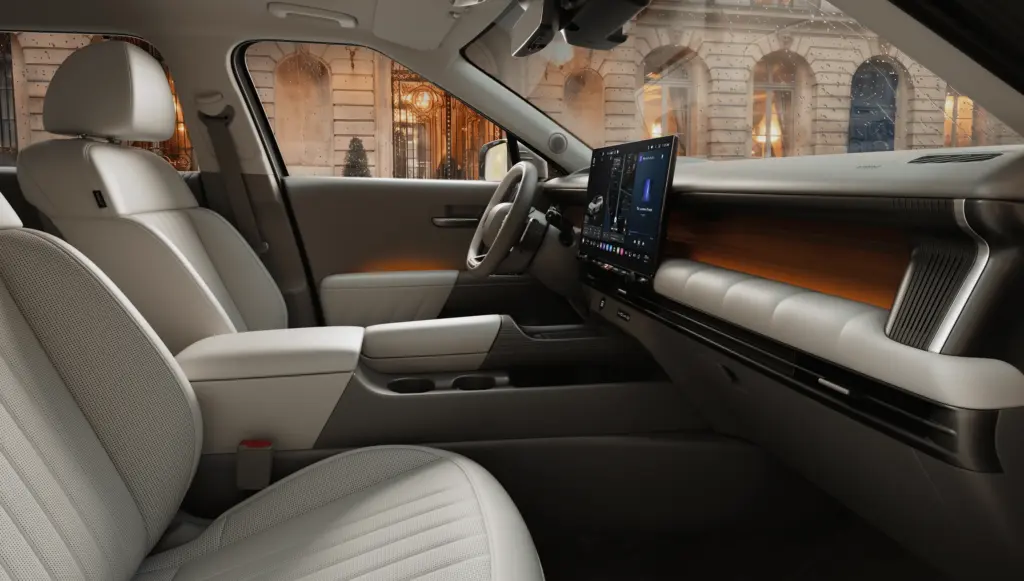 Hyundai Tucson 2027: Bancos dianteiros e acabamento claro — modelo internacional