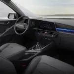 Cabine da família com seletor rotativo do Kia Niro