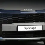 Grade e assinatura dianteira do Kia Sportage