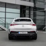 Vista traseira do Mercedes-AMG GLC 43 Coupé