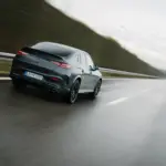 Vista traseira do coupé do Mercedes-AMG GLC 53 Coupé