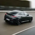 Lateral traseira do coupé do Mercedes-AMG GLC 53 Coupé