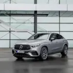Vista dianteira do Mercedes-AMG GLC 63 S E Performance Coupé
