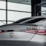 Emblema e lanterna traseira do Mercedes-AMG GLC 63 S E Performance Coupé