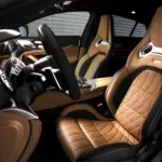 Bancos dianteiros do Mercedes-AMG GT 63 S E Performance de quatro portas
