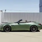 Perfil com capota aberta do Mercedes-AMG SL 63 S E Performance