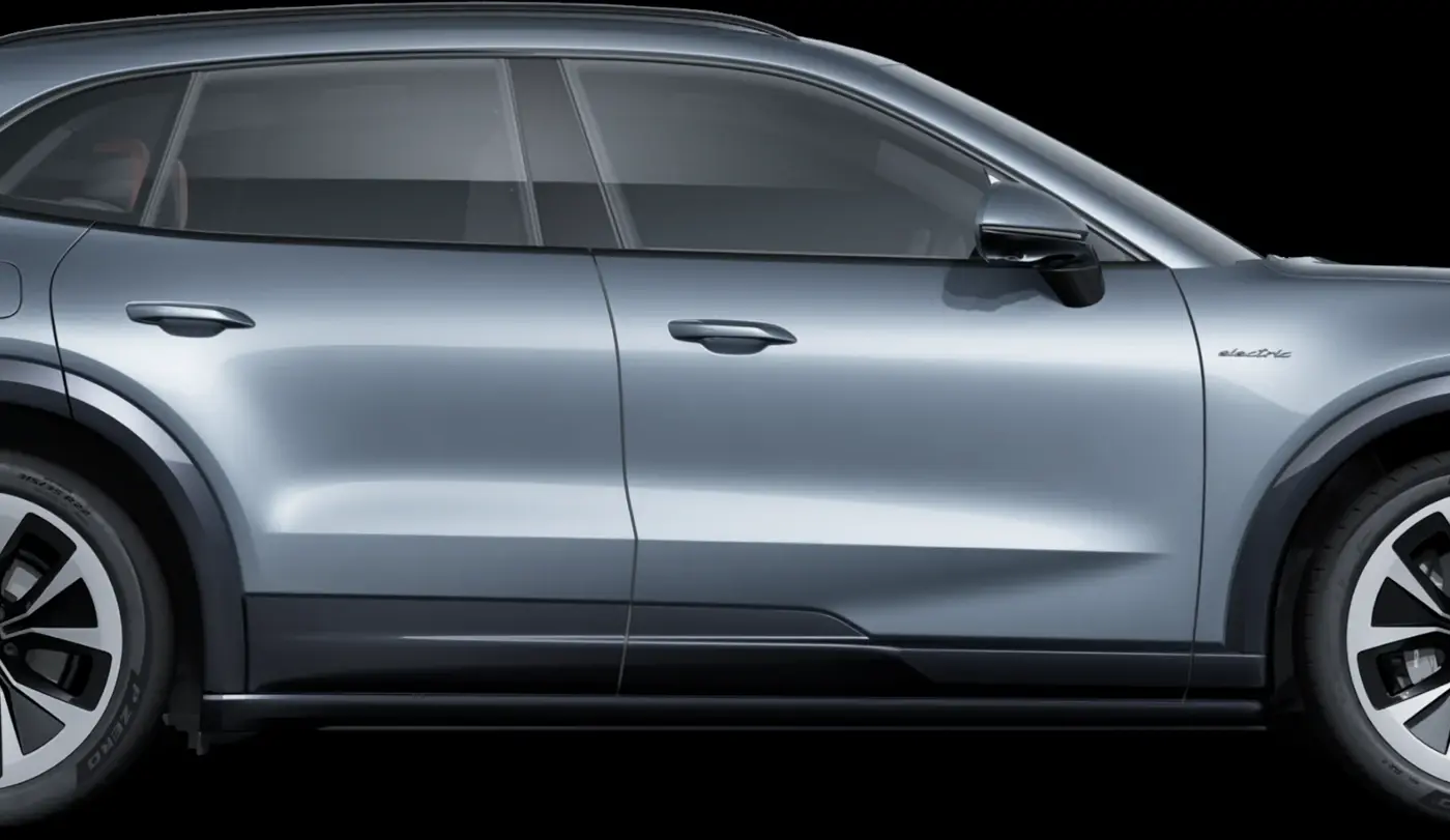 Vista lateral da família Porsche Cayenne Electric