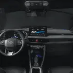 Painel e volante da família Toyota Yaris Cross
