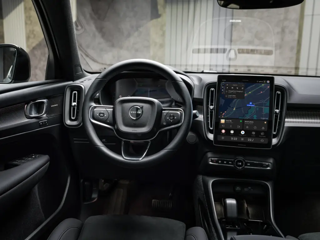 Painel e cabine do Volvo EX40