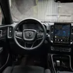 Painel e cabine do Volvo EX40